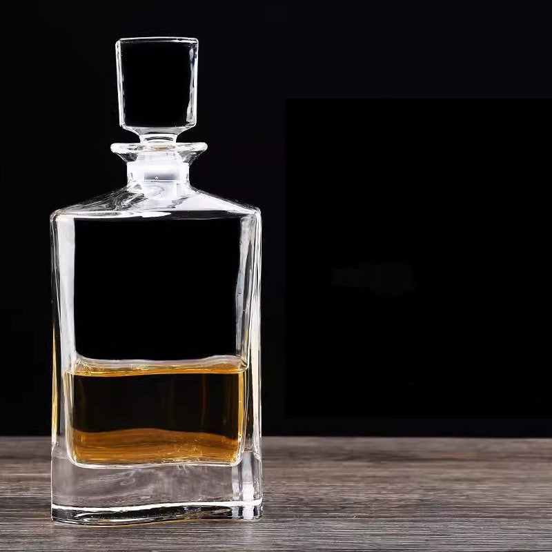 Elegant Crystal Glass Whiskey Bottle